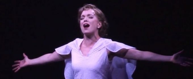 VIDEO: Kara Lindsay Stars in SINGIN' IN THE RAIN at Broadway Music Circus Video