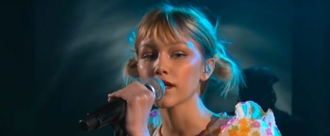 VIDEO: Grace VanderWaal Performs 'Clearly' on THE LATE SHOW Video
