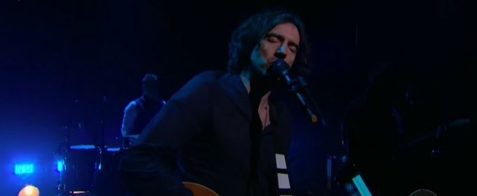 VIDEO: Snow Patrol Performs 'Don't Give In' on THE LATE LATE SHOW Video
