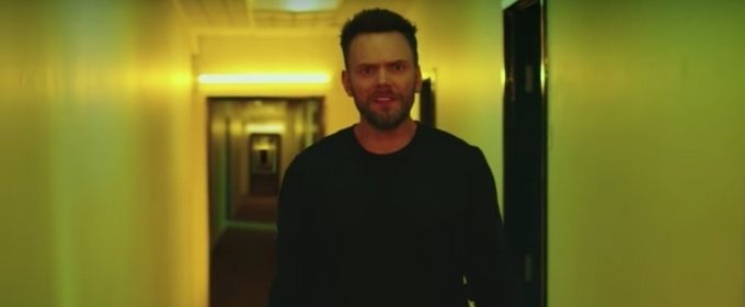 VIDEO: Joel McHale Reveals the World's Most Fight Filled Hallway on THE JOEL MCHALE… Video