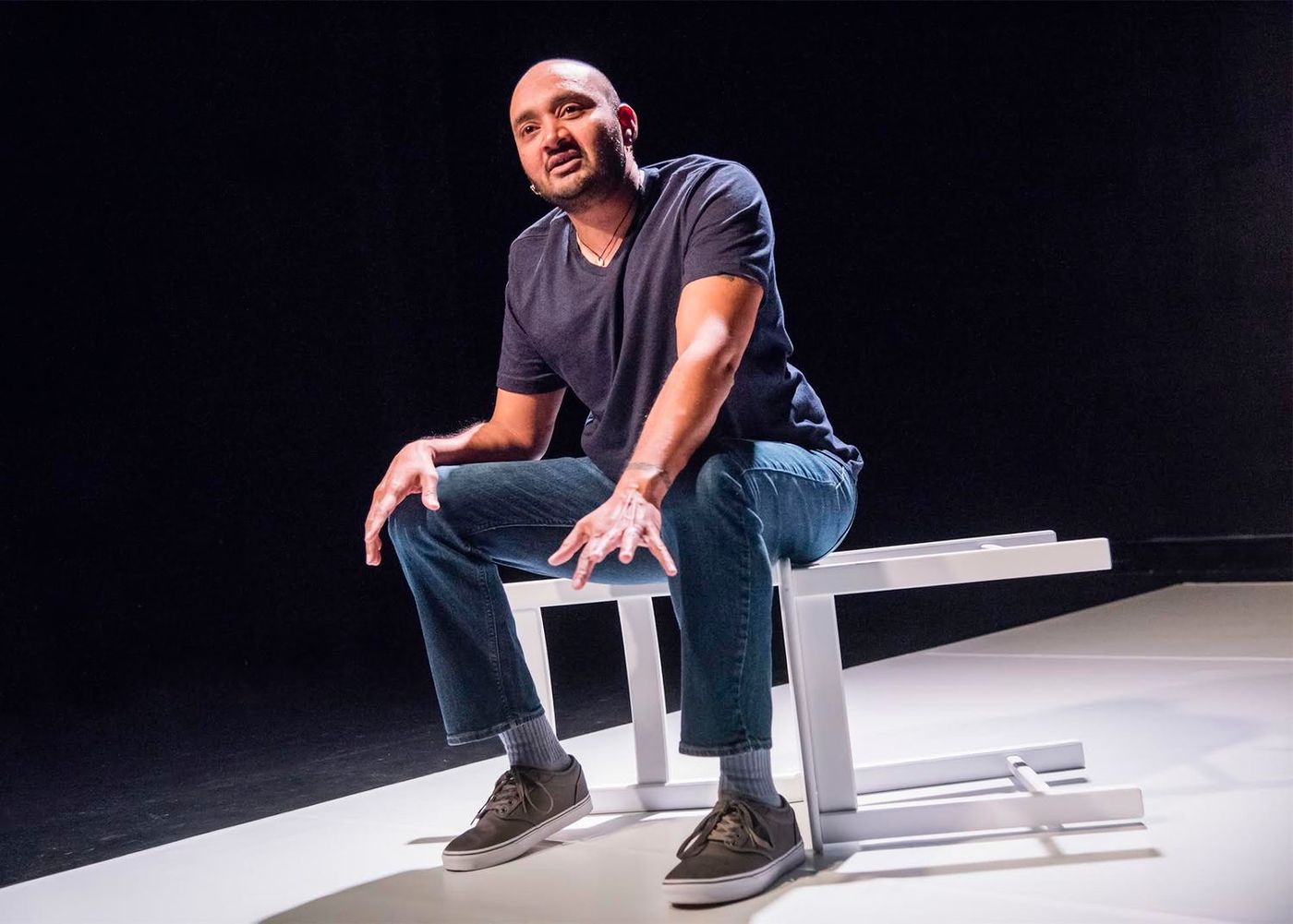 Review: DRAW THE CIRCLE at Mosaic Theater is Essential Viewing  Image