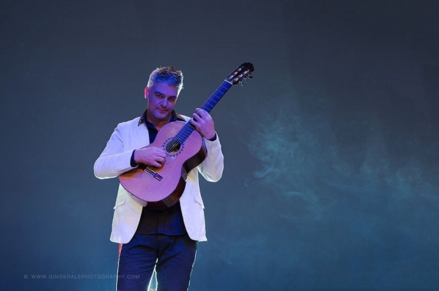 Internationally Acclaimed Guitarist James Grace Brings Spanish Music and Dance Show RECUERDOS to Theatre On The Bay  Image