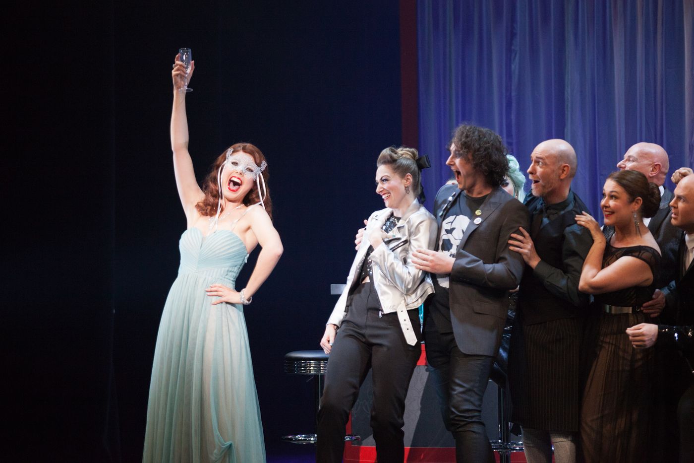 Review: DIE FLEDERMAUS at Her Majesty's Theatre  Image
