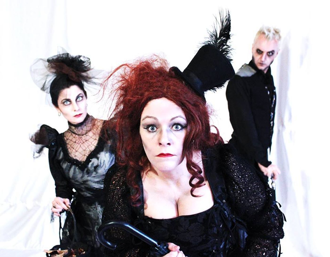 Review: CABARET POE at Q Artistry  Image