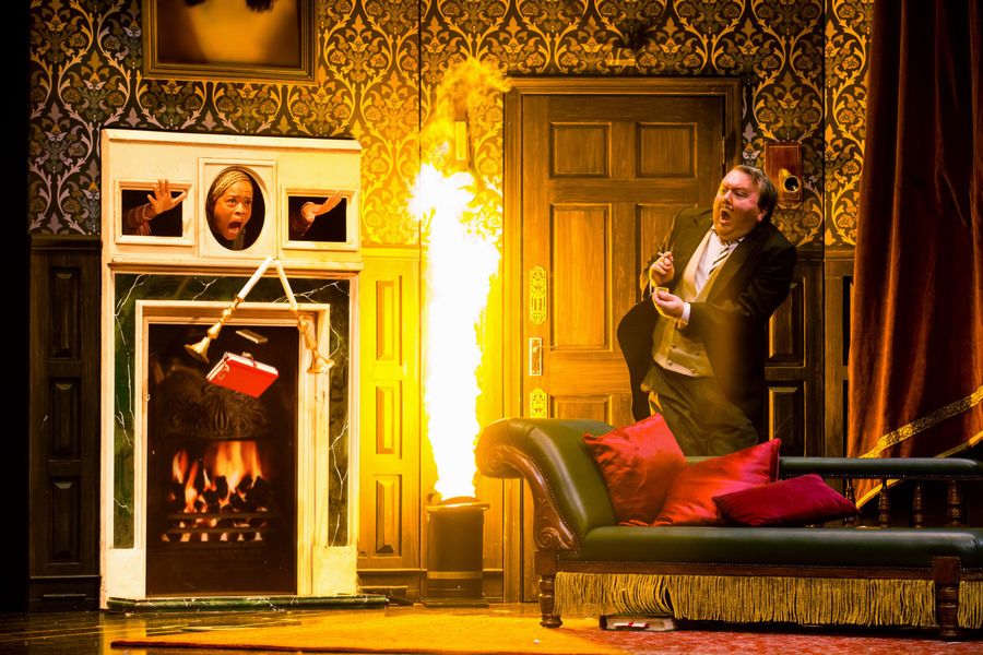 Interview: Scott Cote of THE PLAY THAT GOES WRONG at Fisher Theatre Says It's a Two Hour Laugh Riot! Image