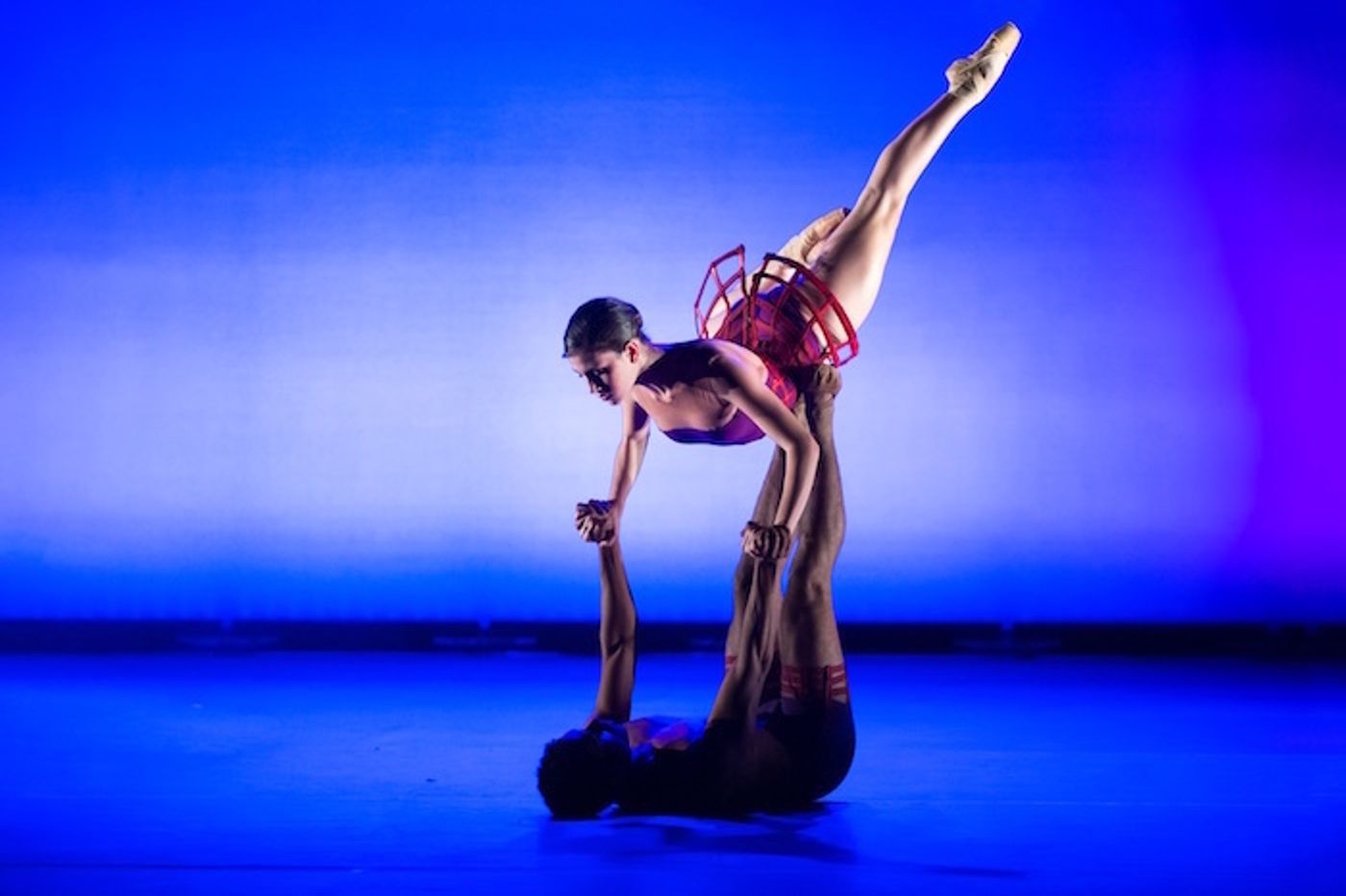 Review: FOUR SEASONS/REMEMBRANCE, Peacock Theatre  Image