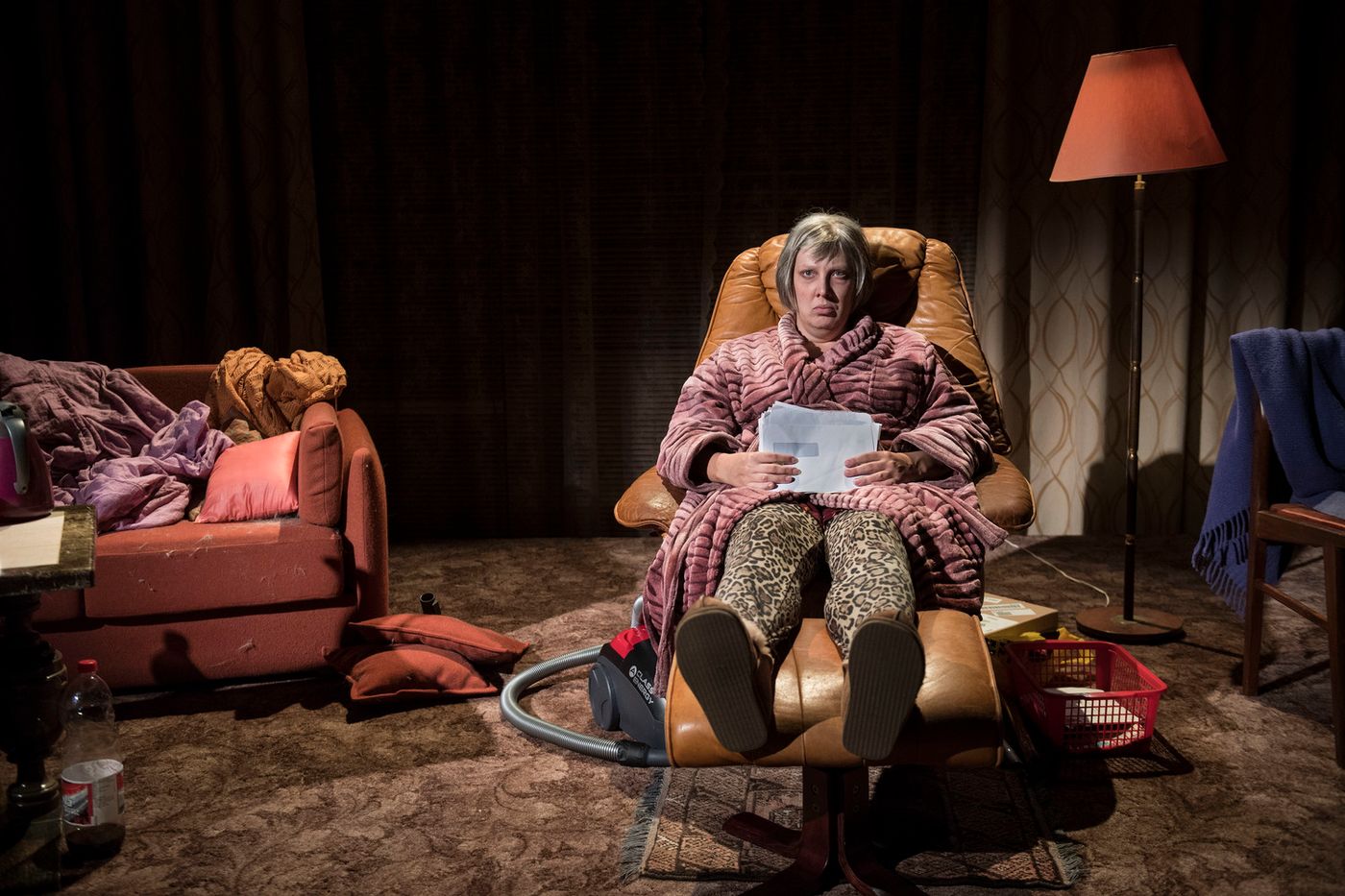 Review: ALLE MULIGE TING TIL SALG at Aalborg Teater  Image