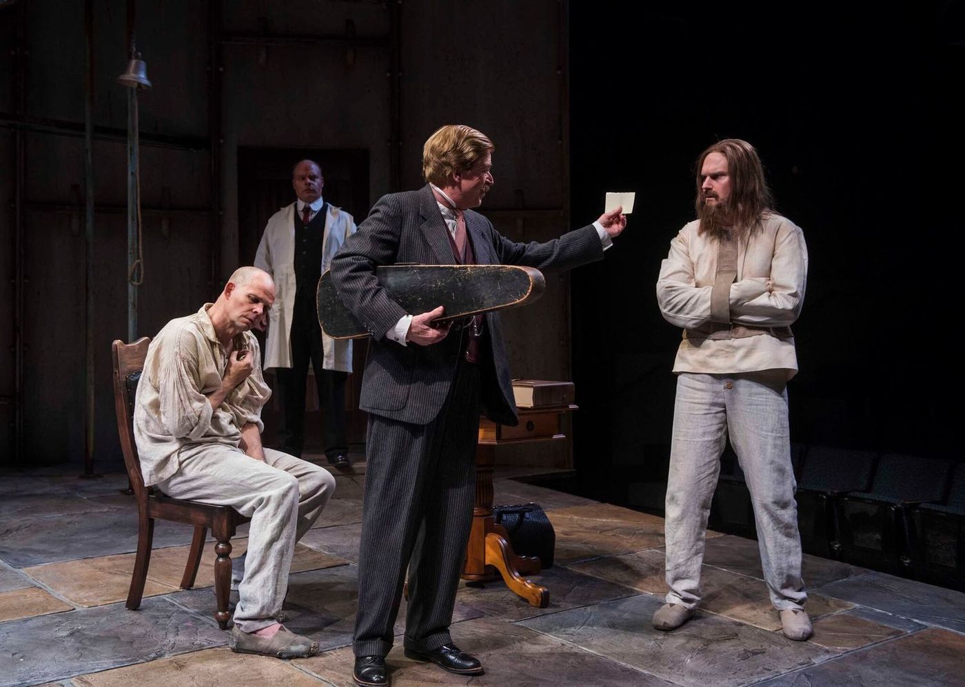 Review: The Heart-Pounding HOLMES & WATSON Brings Murder-Mystery Drama to the Milwaukee Repertory Theater  Image