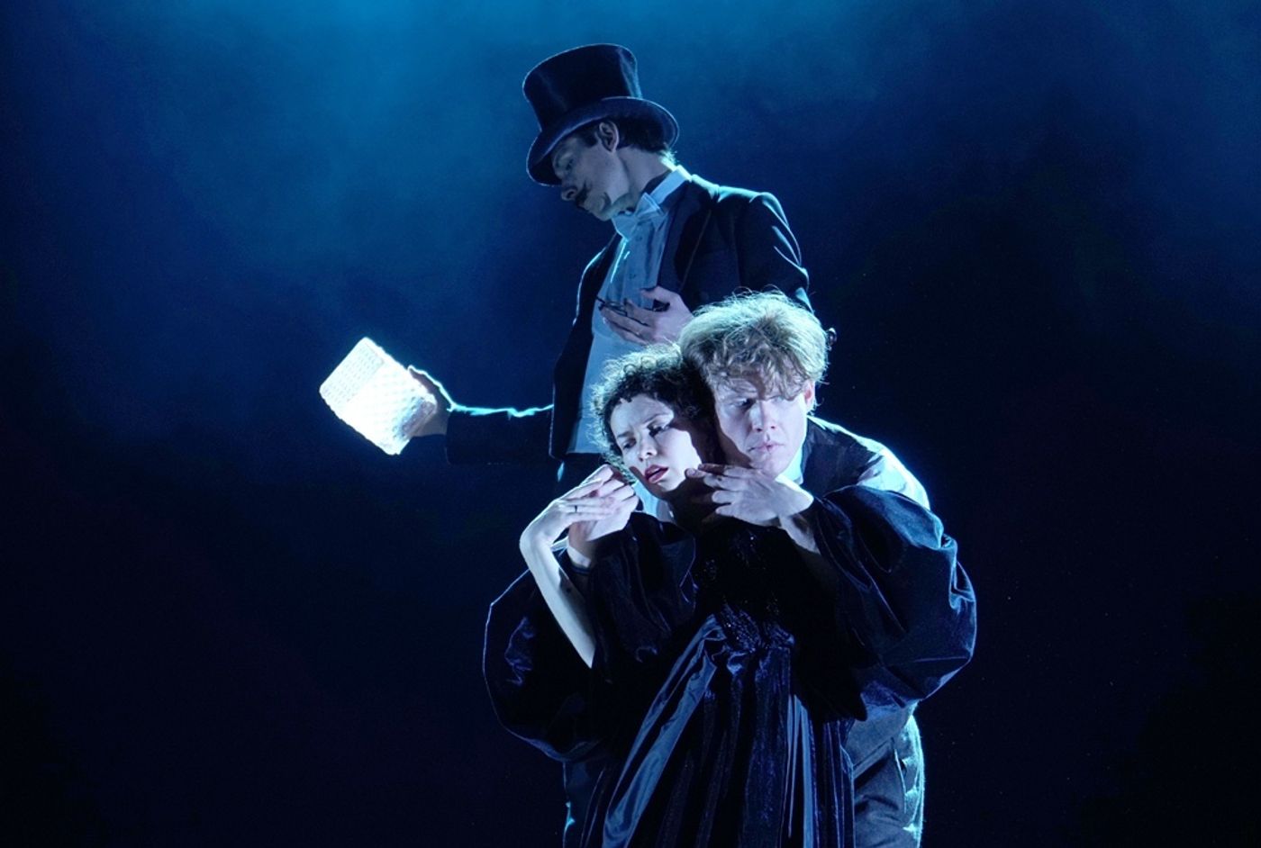 Review: SERYOZHA at Moscow Art Theatre - Everything Was In Astonishment  Image