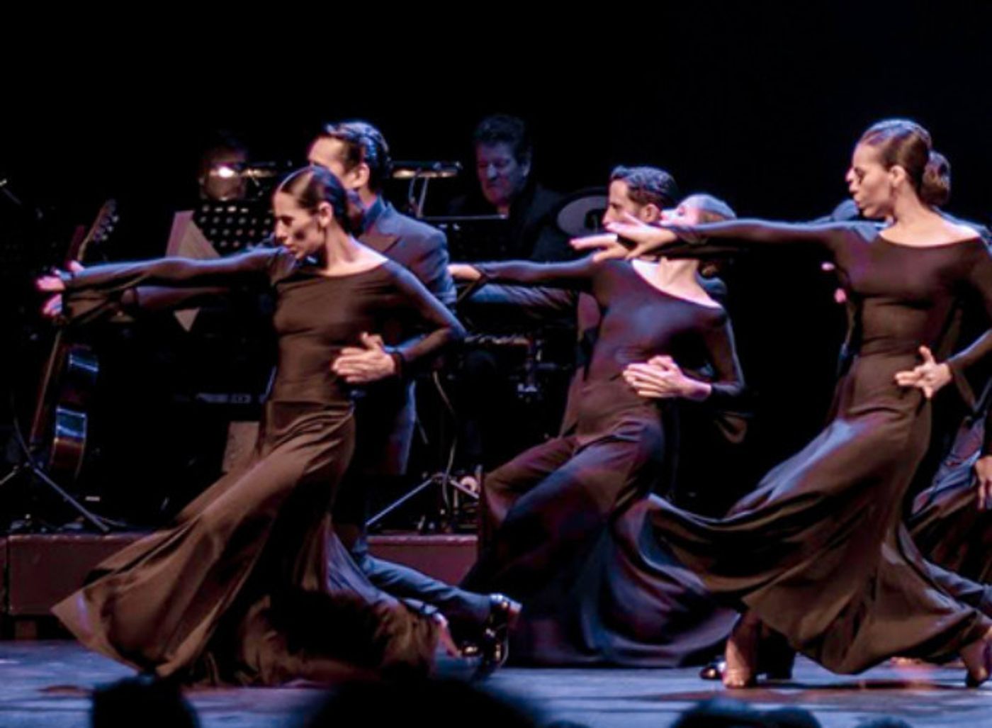 Review: TANGUEROS DEL SUR PRESENTS ROMPER EL PISO - A PURE TANGO TREAT at The Younes And Soraya Nazarian Center For The Performing Arts (The Soraya) Review: TANGUEROS DEL SUR PRESENTS ROMPER EL PISO - A PURE TANGO TREAT at The Younes And Soraya Nazarian Center For The Performing Arts (The Soraya) Image
