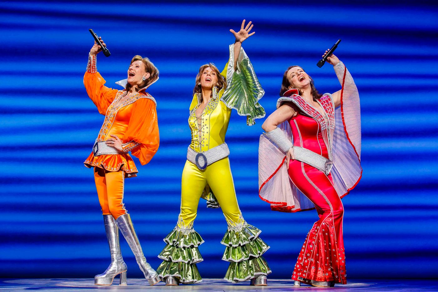Review: MAMMA MIA! Opens the Tour at the Landestheater Linz  Image