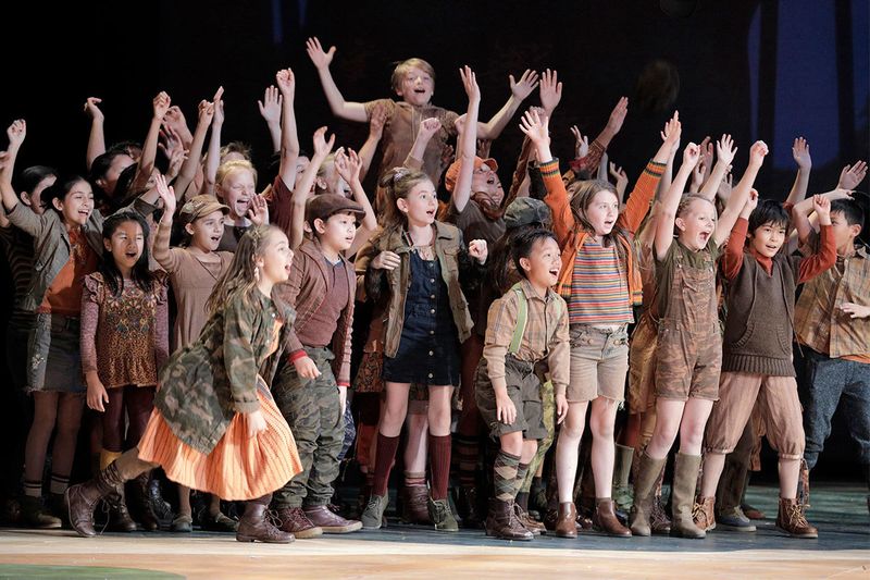Review: HANSEL AND GRETEL at Dorothy Chandler Pavilion Image