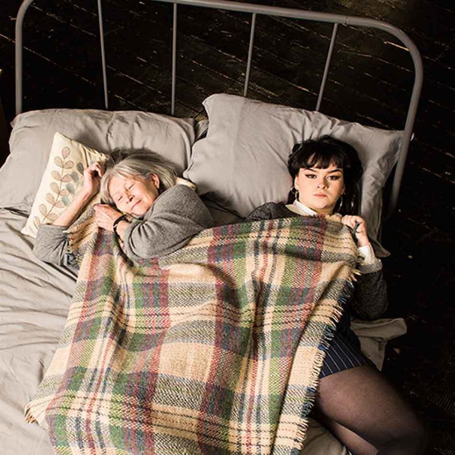 Review: THE FALL, Southwark Playhouse Image