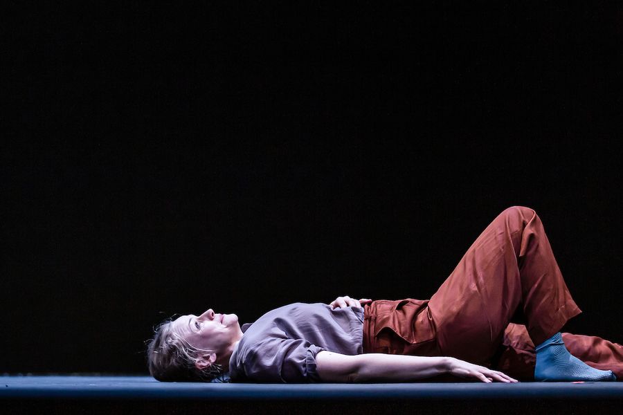 Review: AVALANCHE: A LOVE STORY, Barbican Image