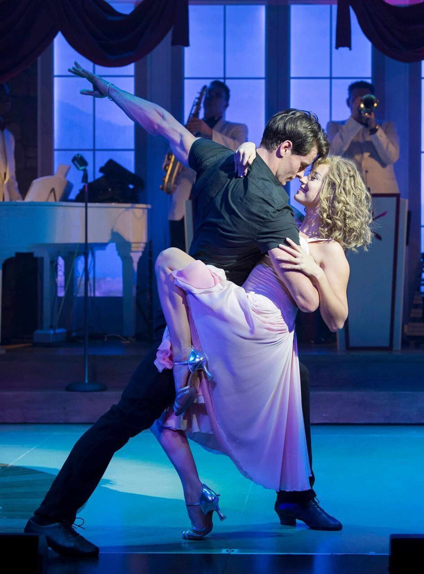 Review: DIRTY DANCING, Theatre Royal Brighton  Image