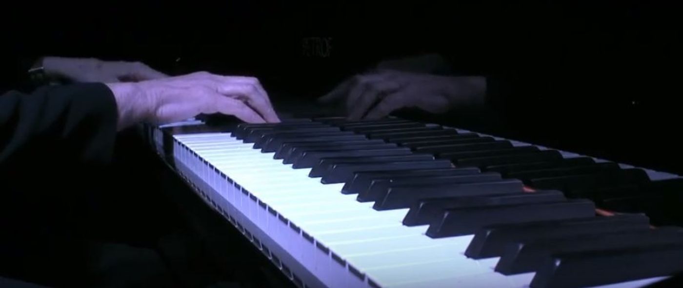 STORIES BY THE FIRE: THE CAROLE NELSON TRIO Comes To Courthouse Arts Centre 12/15  Image