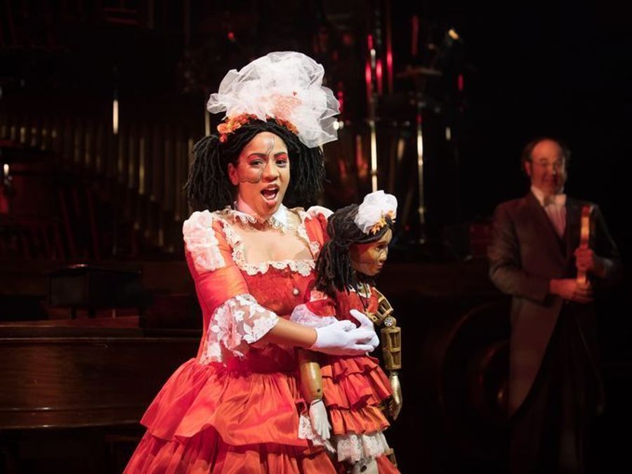 Review:  Skylight & Milwaukee Opera Theatre Breathe Fresh Life Into THE TALES OF HOFFMANN Image