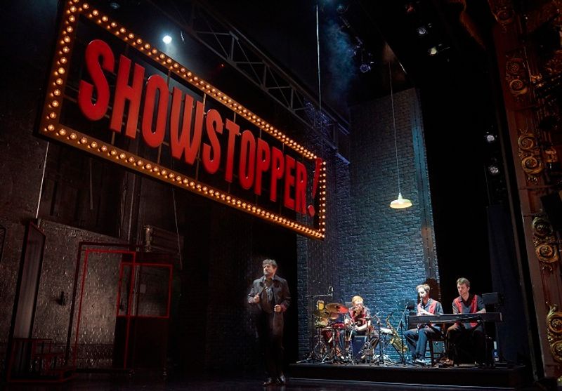 Showstoppers set and band