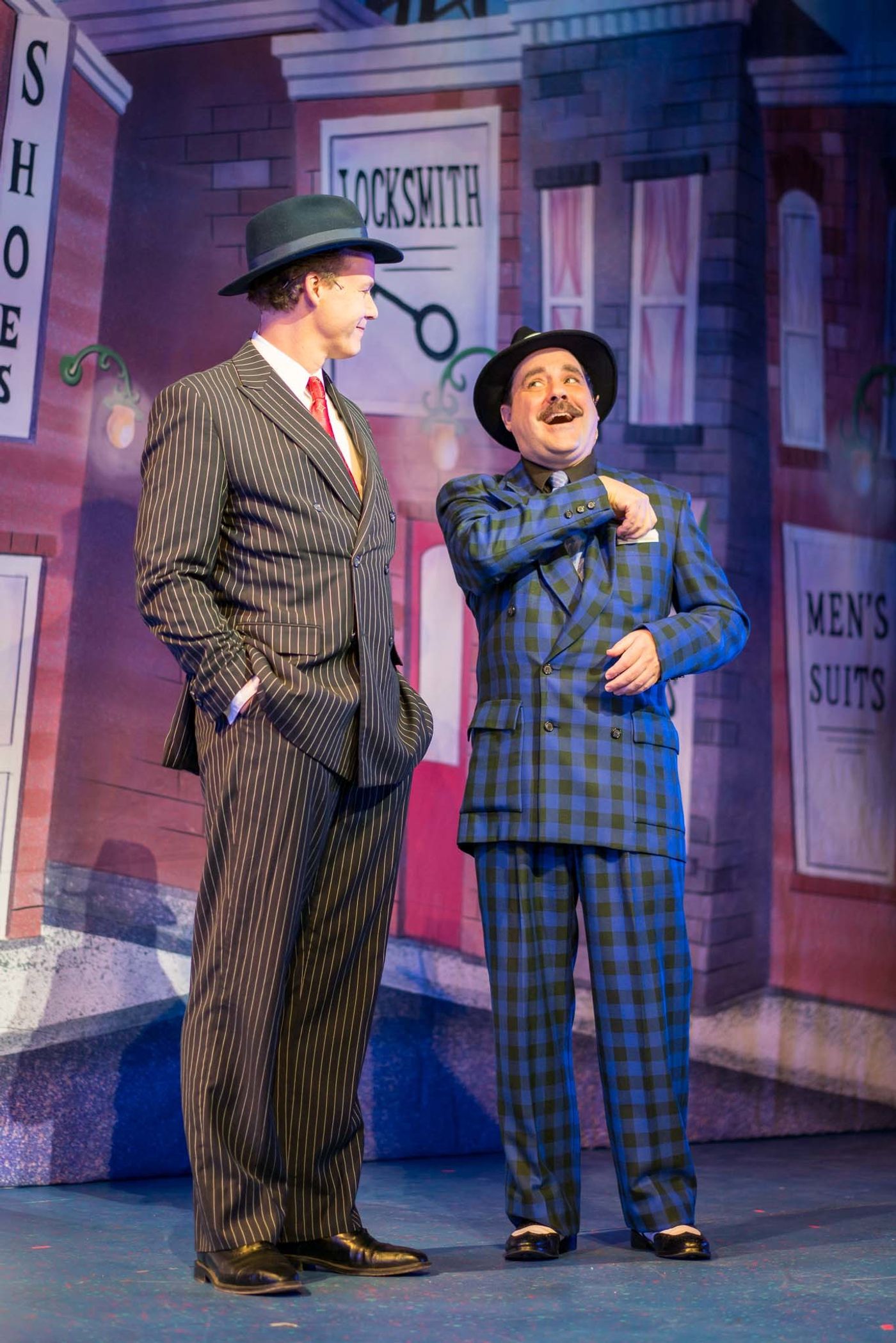 Review: GUYS AND DOLLS at Fulton Theatre  Image