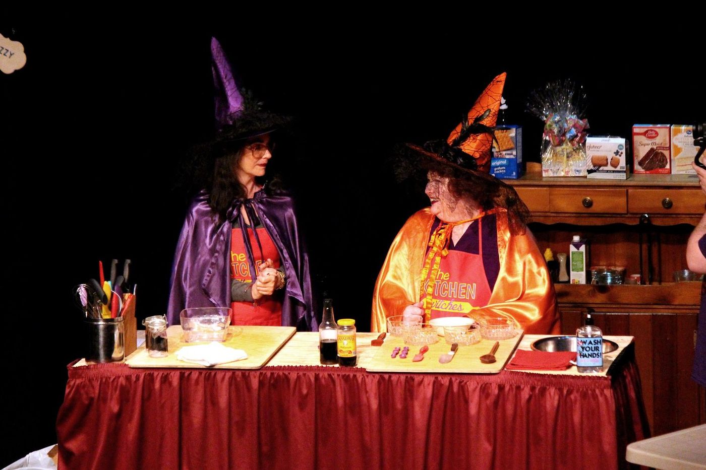 Review: KITCHEN WITCHES at Rialto Community Arts Center  Image