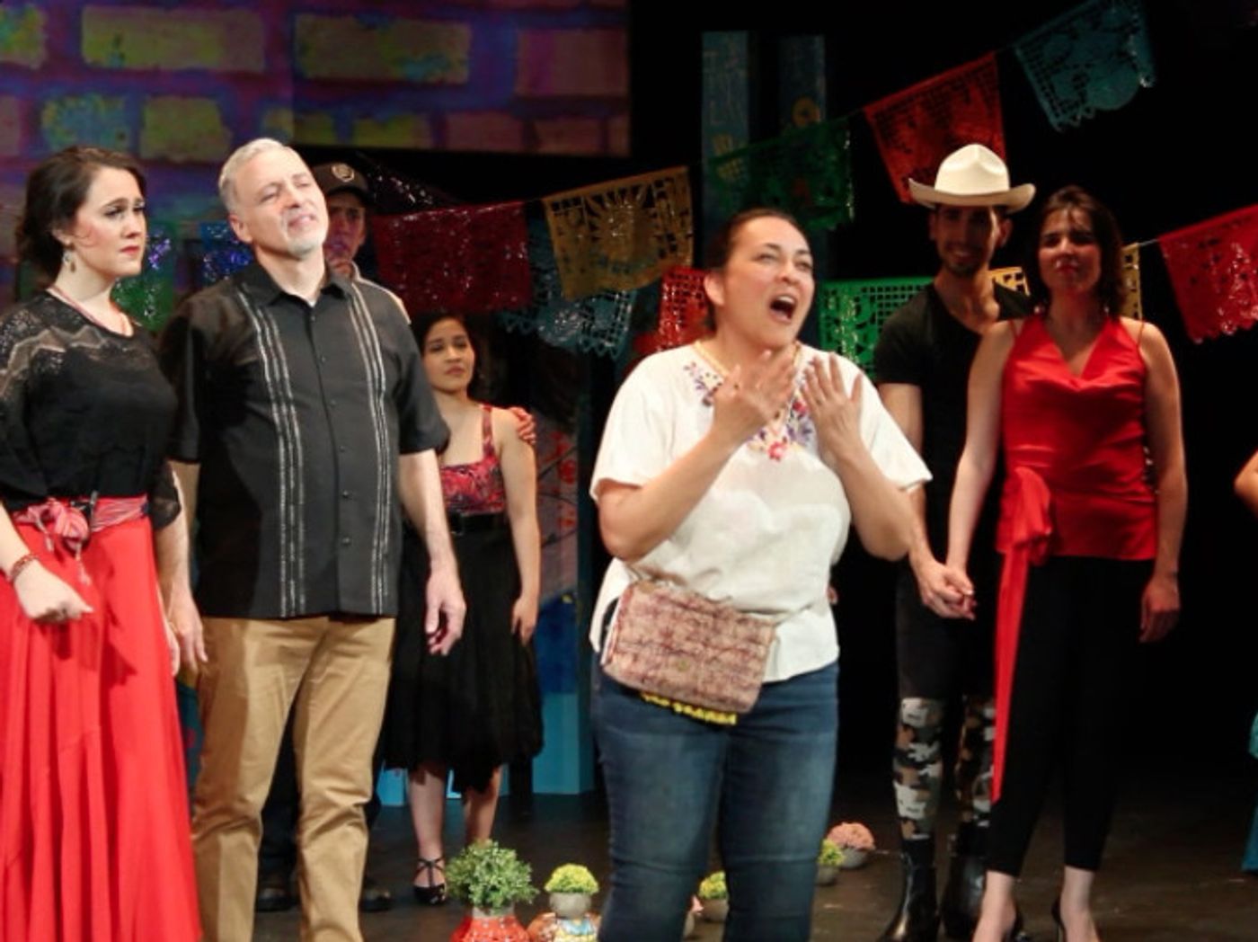 Review: LA PALOMA AT THE WALL at InSeries At GALA  Image