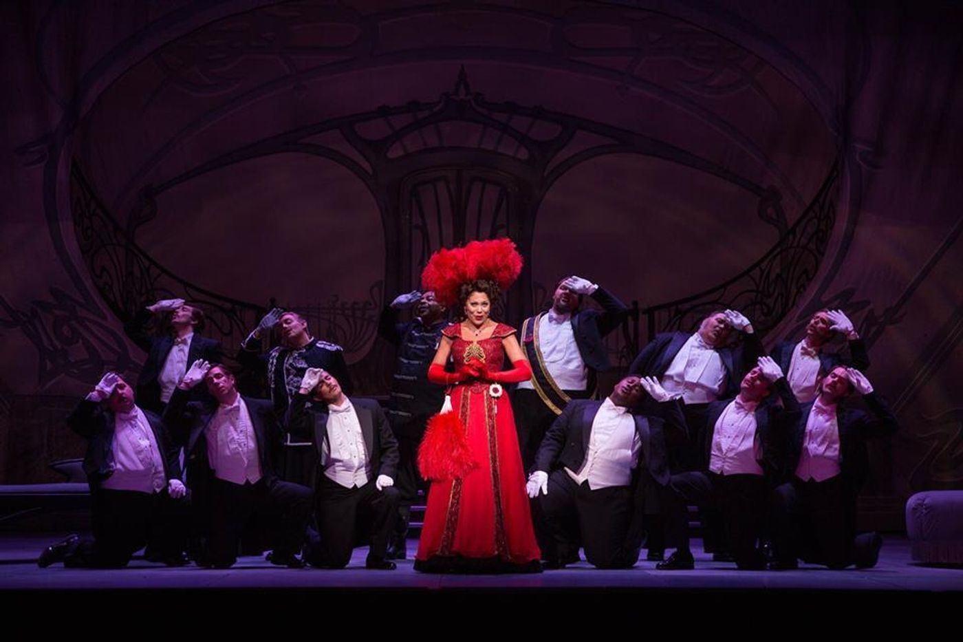 Review: THE MERRY WIDOW Romances Milwaukee at The Florentine Opera Company  Image