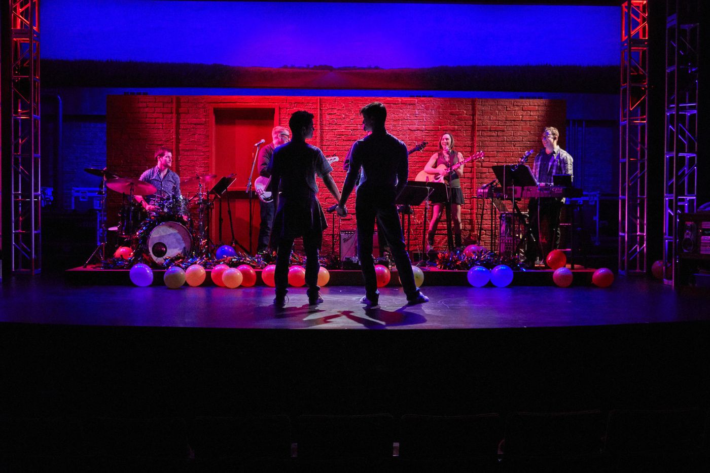 Review: GIRLFRIEND from TheaterWorks (at the Wadsworth)  Image