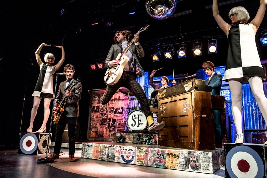 Review: ALL OR NOTHING, Arts Theatre Image