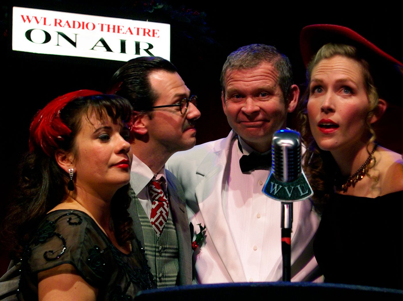 Review: IT'S A WONDERFUL LIFE: LIVE FROM WVL RADIO THEATRE at IUS The Ogle Center  Image