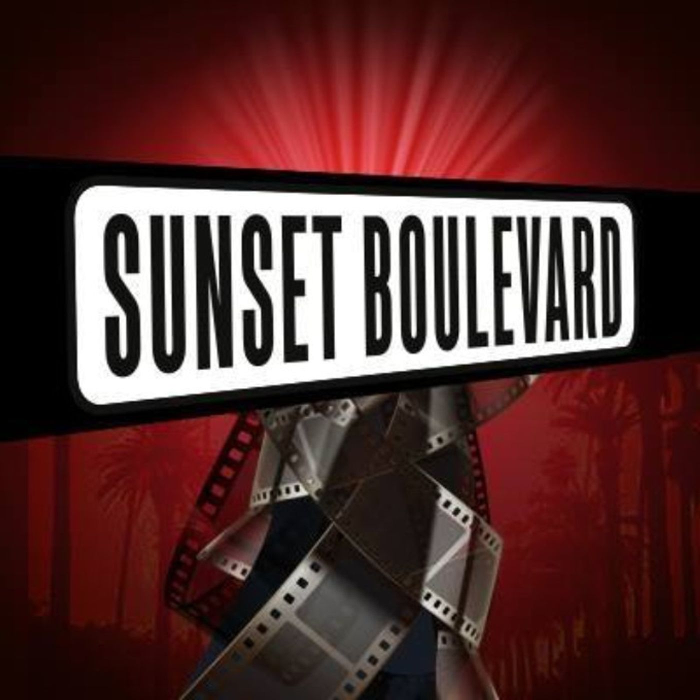 Review: Twilight of the Gods: SUNSET BOULEVARD Opens in Brazil Review: Twilight of the Gods: SUNSET BOULEVARD Opens in Brazil Image
