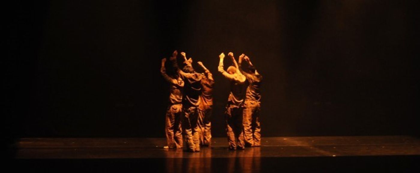 Review: POLITICAL MOTHER at Grand Théâtre Review: POLITICAL MOTHER at Grand Théâtre Image