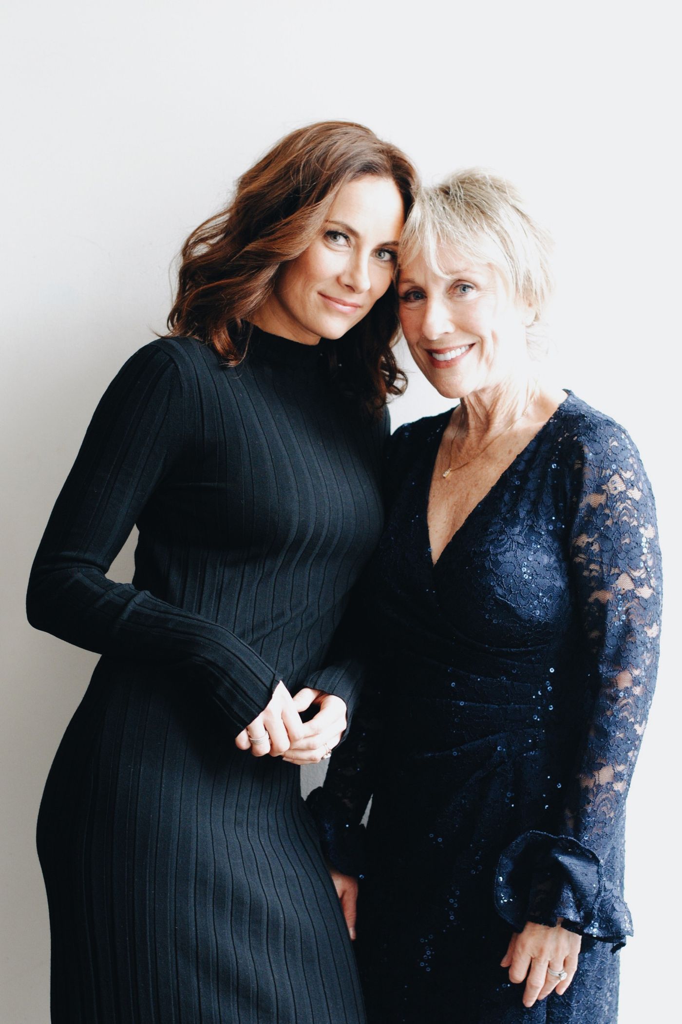 Review: LAURA & LINDA BENANTI THE STORY GOES ON at Artis-Naples  Image
