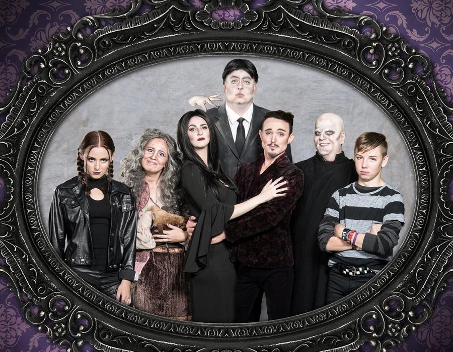 Review: Mysterious and Spooky at The Ziegfeld Theater's THE ADDAMS FAMILY Image