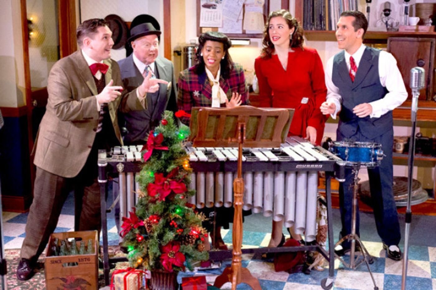 Review Roundup: IT'S A WONDERFUL LIFE: A LIVE RADIO PLAY at Walnut Street Theatre - What Did The Critics Think?  Image