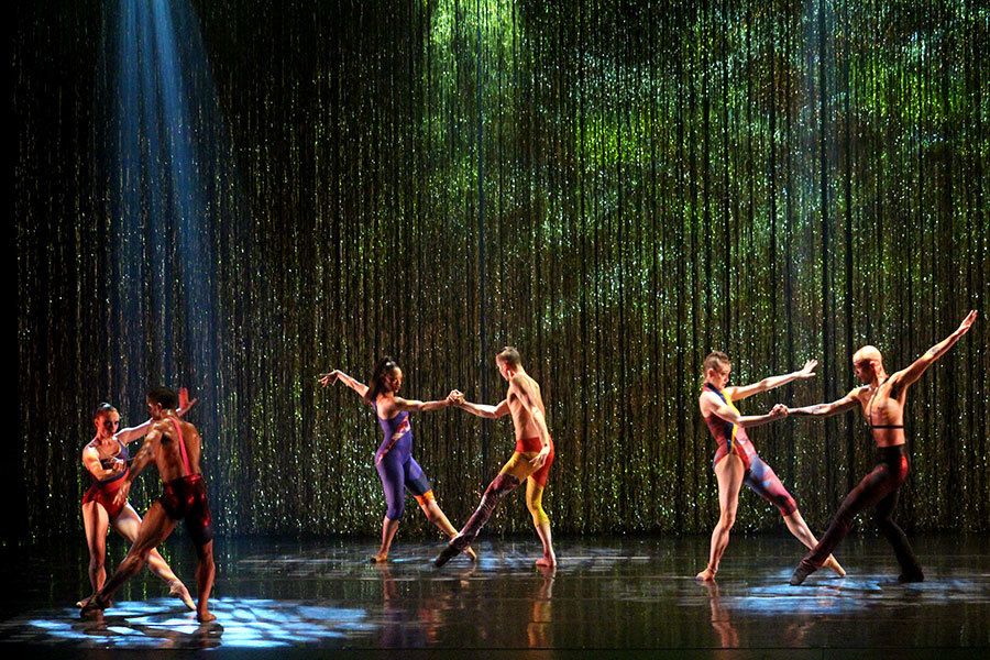 Review: BALLET BEING TRENDY. STARDUST AND BACH 25 BY COMPLEXIONS CONTEMPORARY BALLET at Bovard Auditorium USC Image