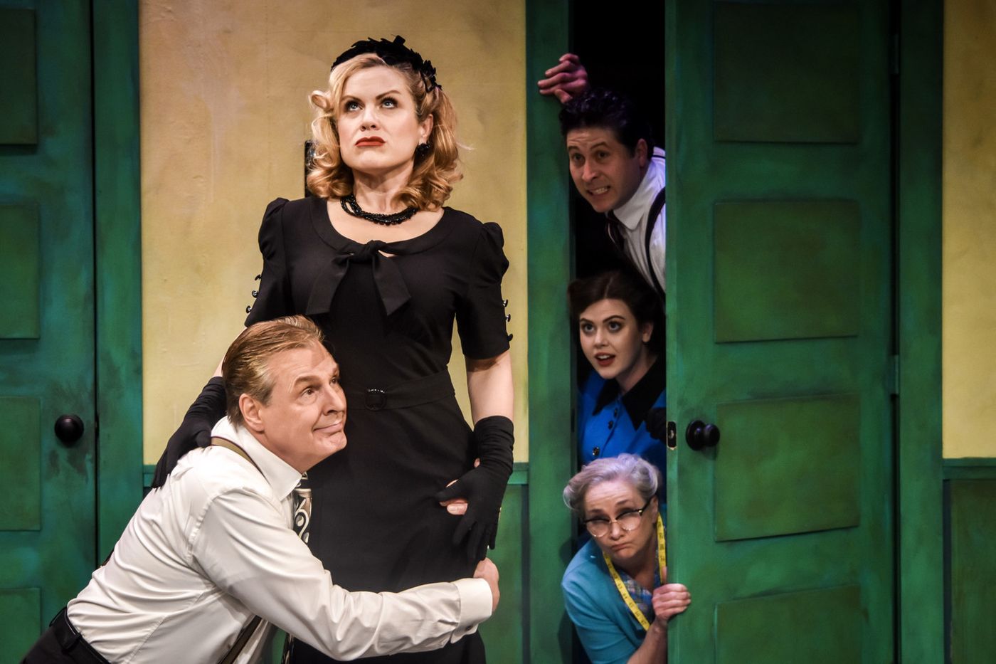 Review: MOON OVER BUFFALO at The Wimberley Players  Image