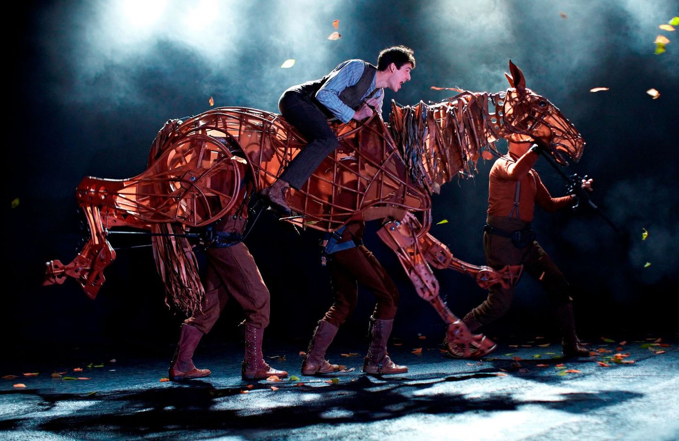 Review: WAR HORSE, SEC Armadillo Glasgow  Image