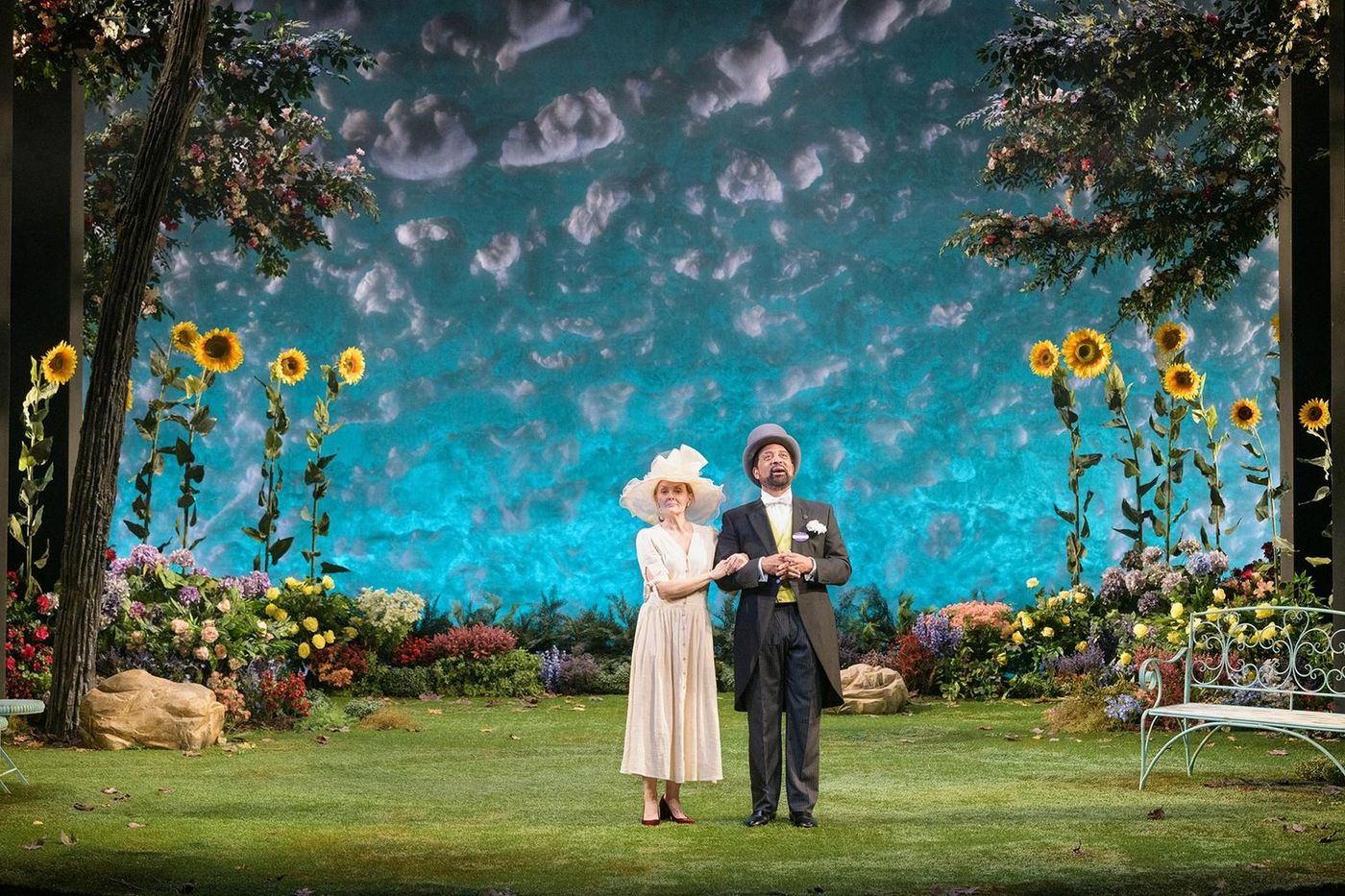 Review: WOMAN IN MIND at UD Rep Enemble  Image