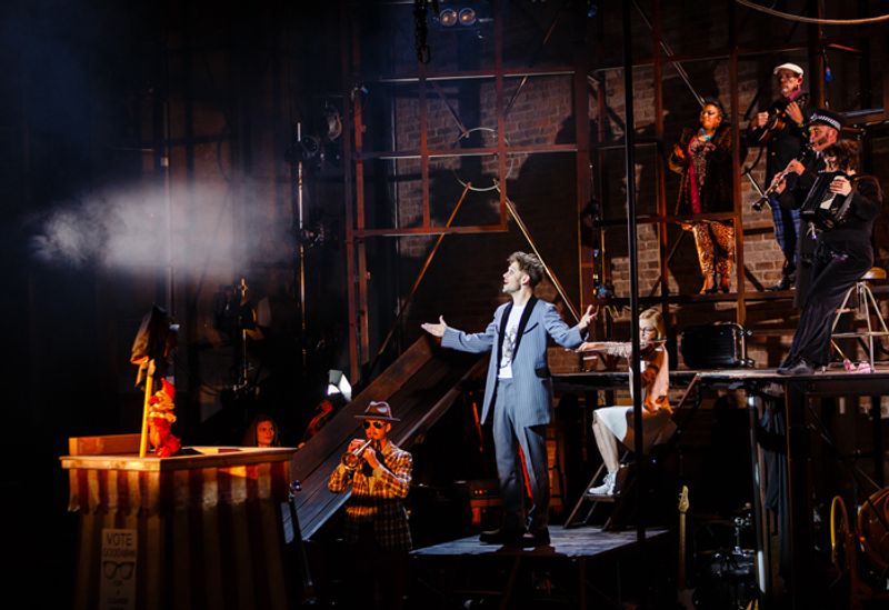 Review: DEAD DOG IN A SUITCASE (AND OTHER LOVE SONGS), Nuffield Southampton Theatres Image