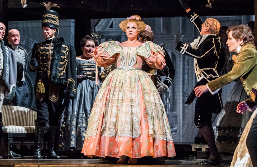 LES CONTES D'HOFFMANN Beings Tomorrow At Dutch National Opera Image