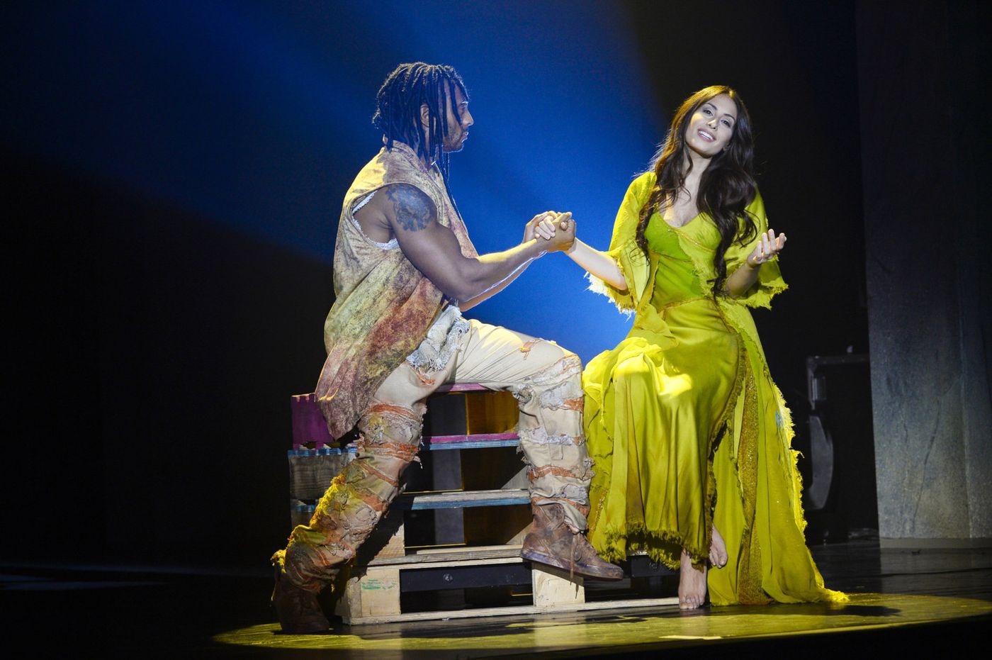 Interview: Hiba Tawaji Talks NOTRE DAME DE PARIS  Image