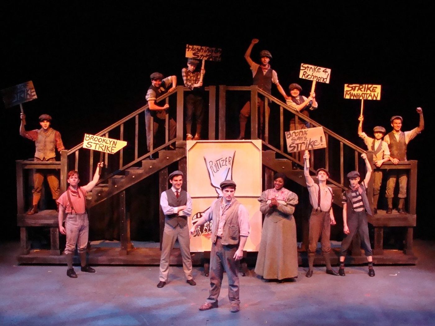 Review: NEWSIES Entertain at La Comedia Dinner Theatre  Image