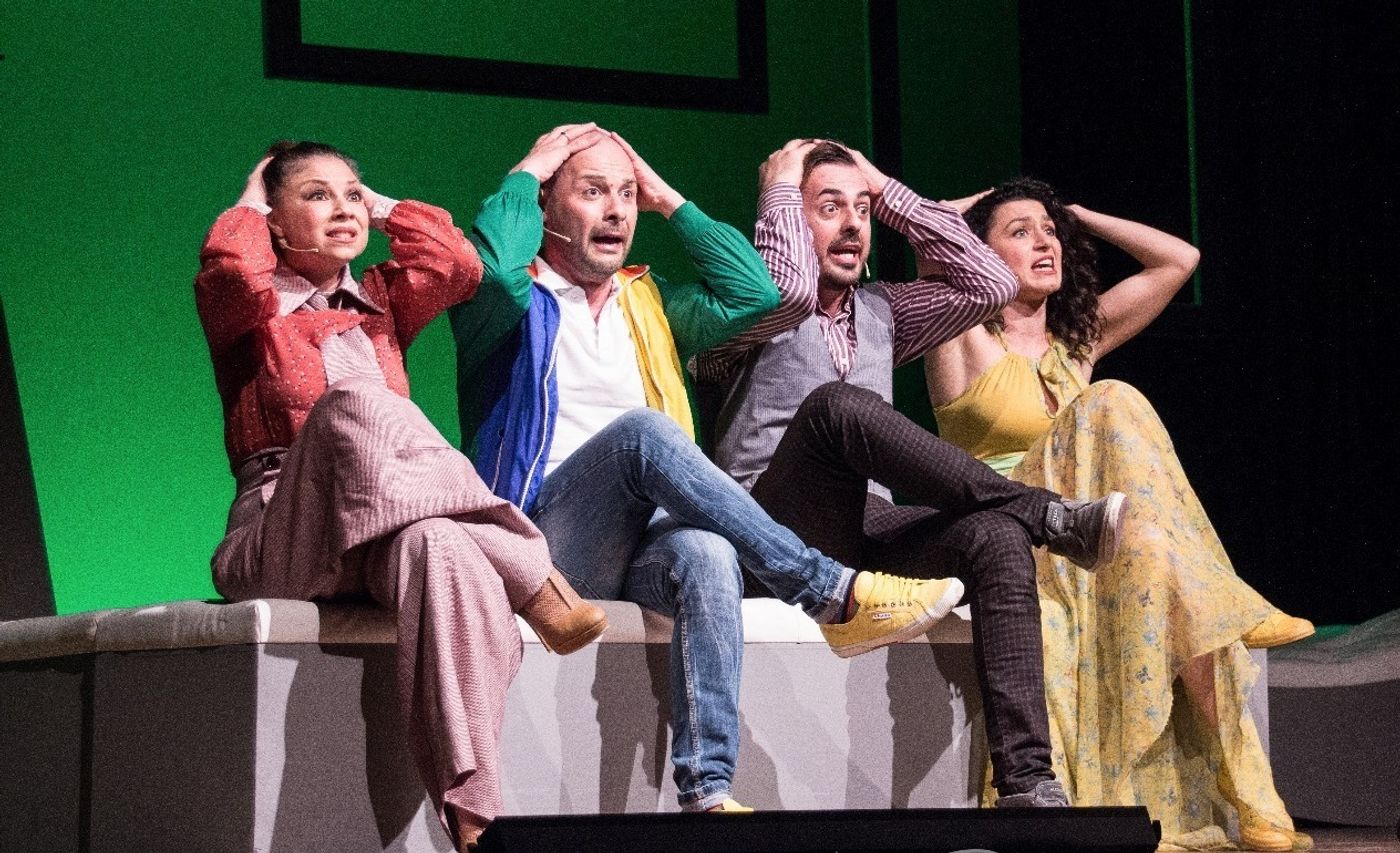 Review: DOMANI TI SPOSO ... DOMANI TI LASCIO! TOMORROW MORNING                                  -- OVVERO IL DIVORZIO INIZIA CON IL MATRIMONIO!   Al Teatro Roma  Image