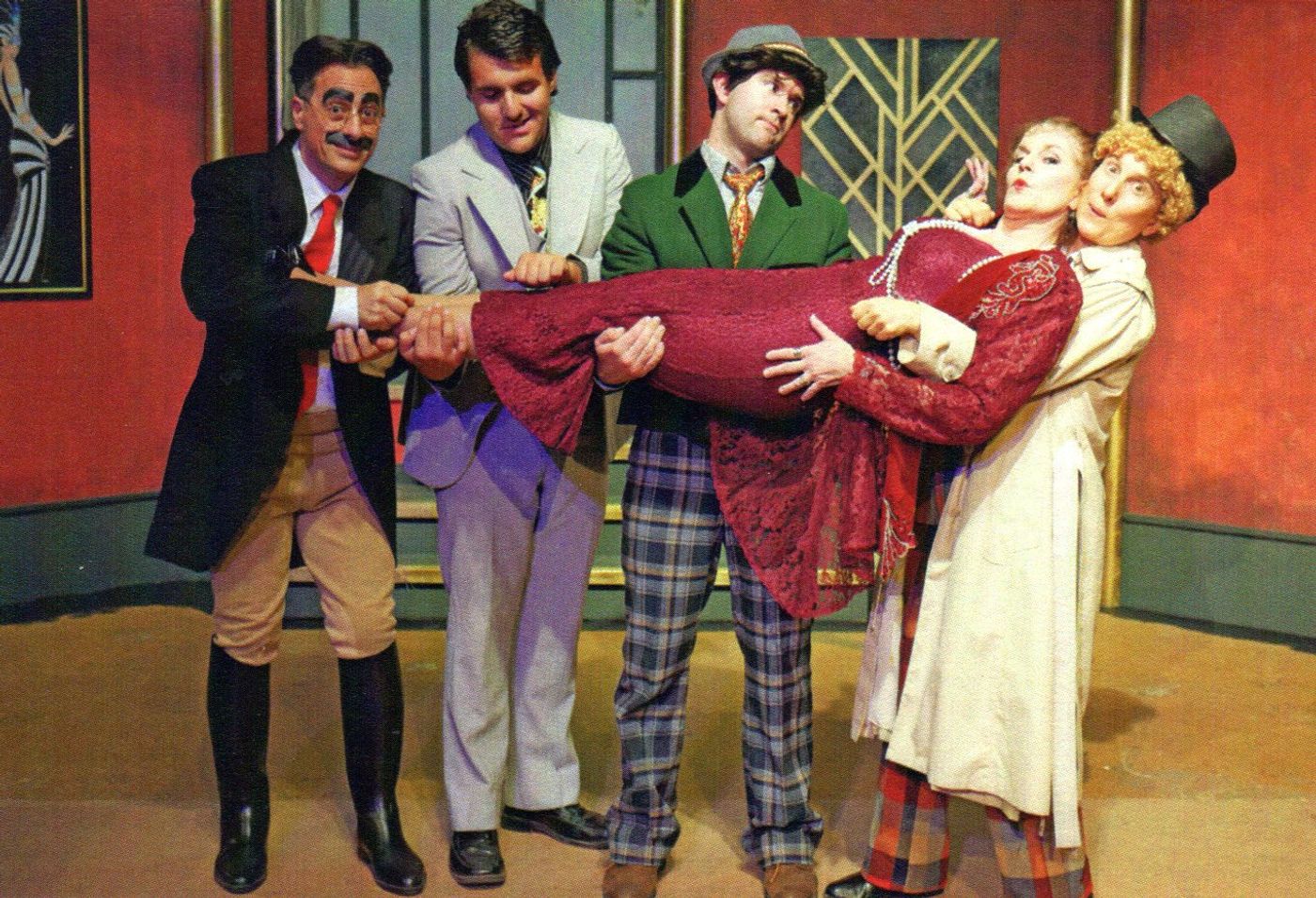 Review: ANIMAL CRACKERS at Ojai Art Center  Image