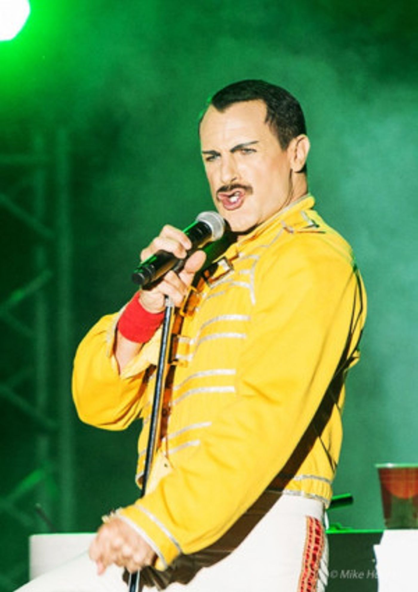 QUEEN: IT'S A KINDA OF MAGIC Returns To Cape Town For One-Night Only In 2019  Image