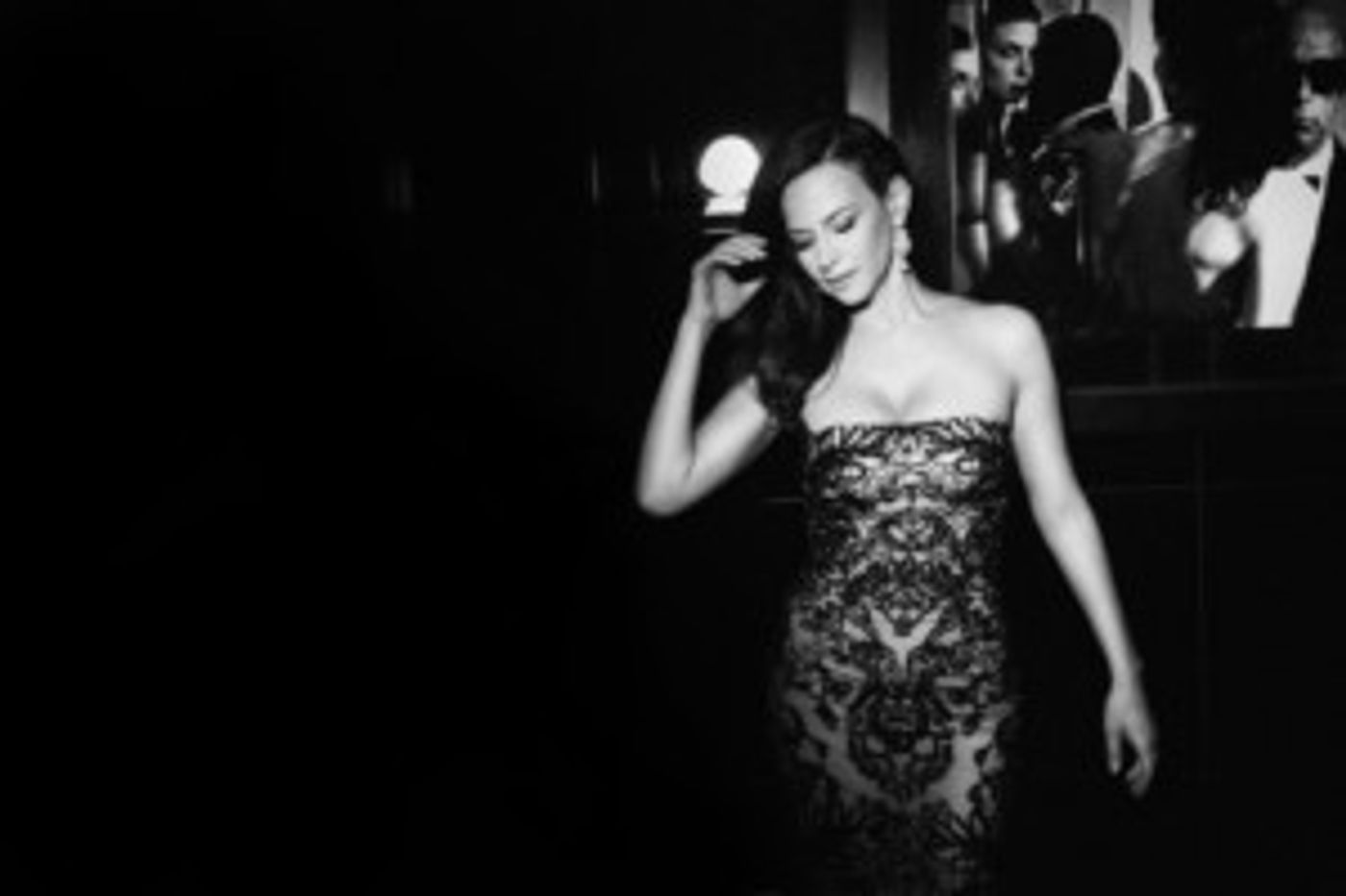 Schimmel Center Presents Hamilton Star Mandy Gonzalez In Solo Show On September 29  Image