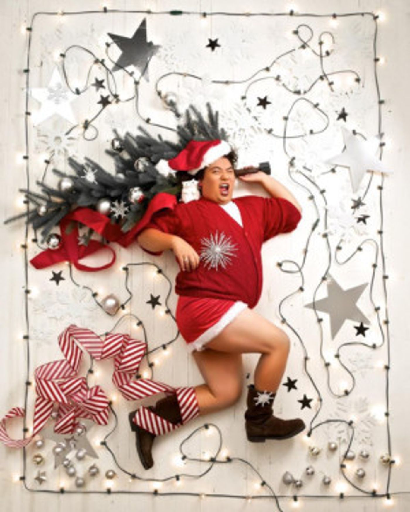 A Very Chris-terical Christmas Cabaret Comes to Toronto  Image