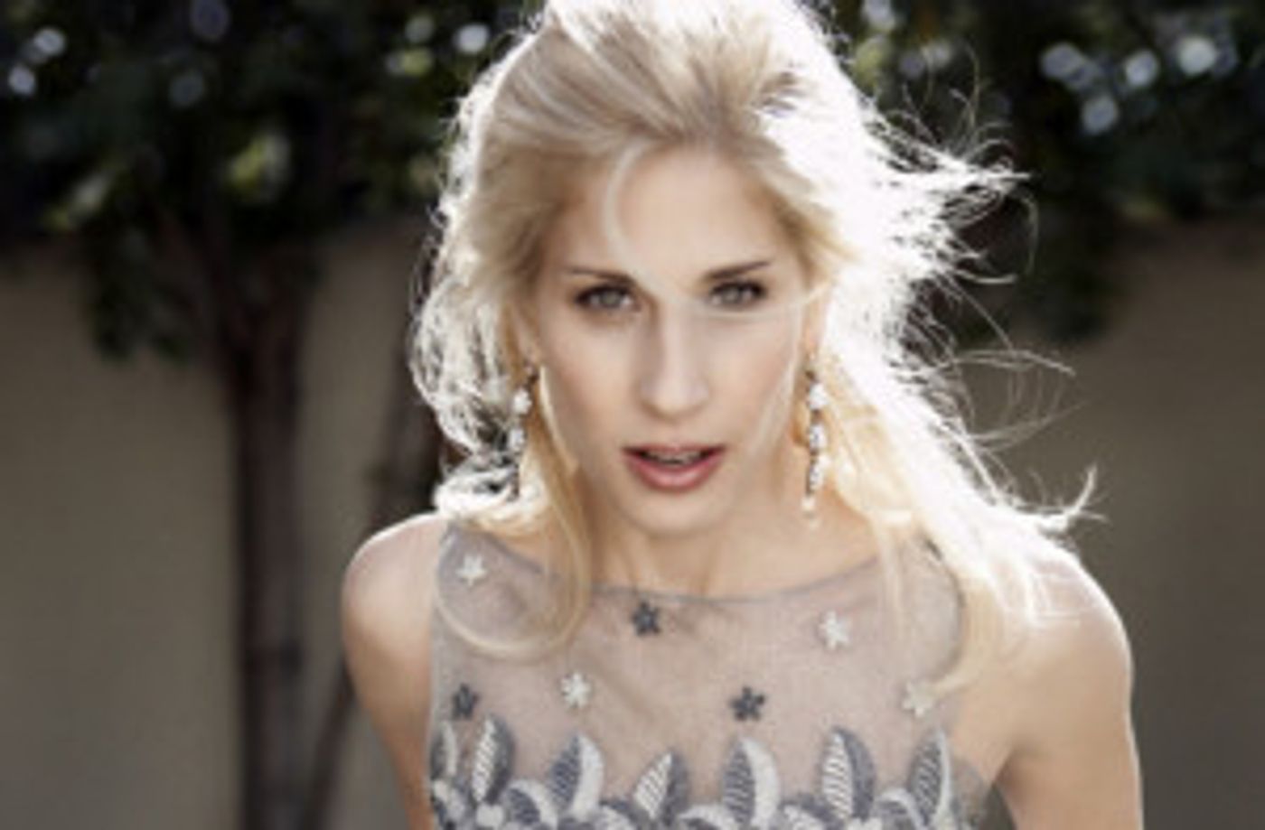 POETRY THROUGH VOICE Comes to The Broad Stage, 12/10  Image