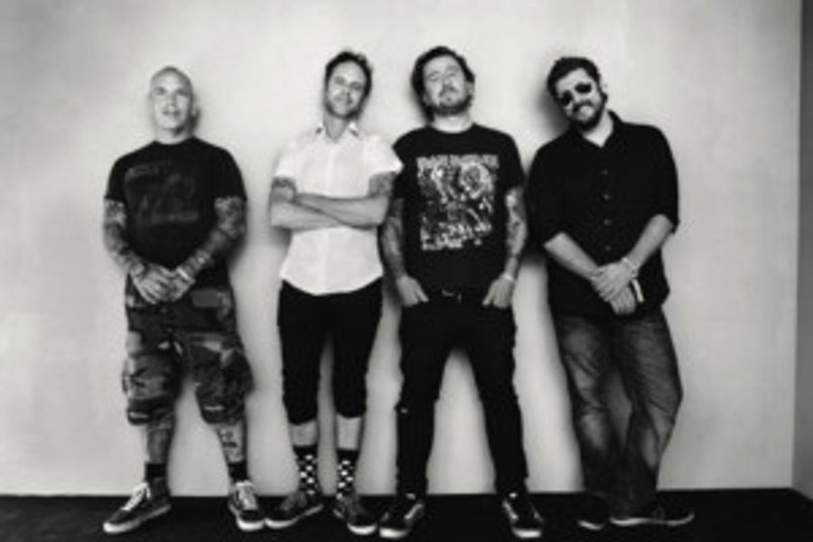 Bouncing Souls Sells Out White Eagle Hall Show Image