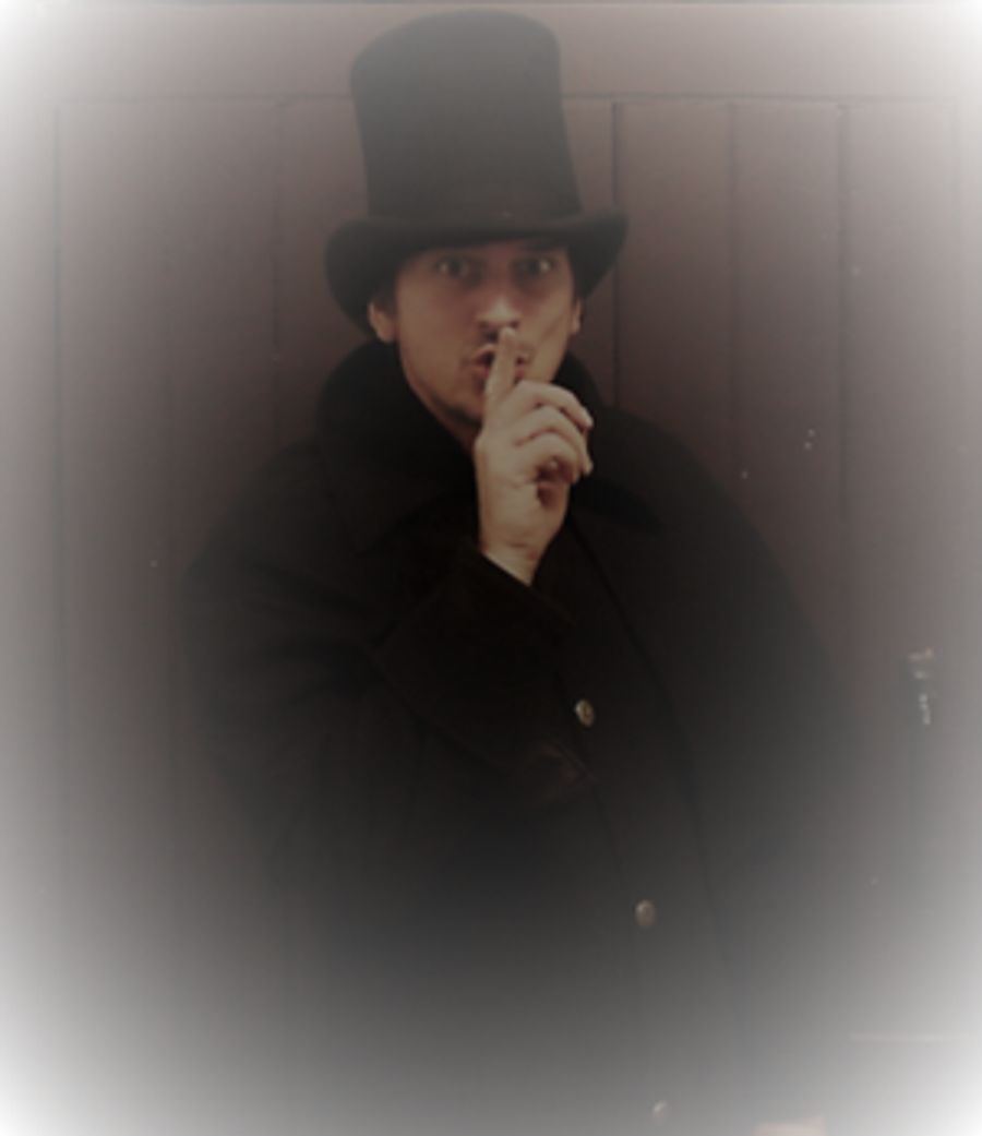 Lovehistory Presents THE GHOSTS OF CHRISTMAS PAST Image